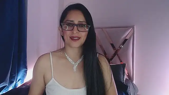 Snapshot of Andrea_Sexx_ chatting on February 2025 04:42:01 AM Andrea Sexx  online show from February 2025 04:42:01 AM