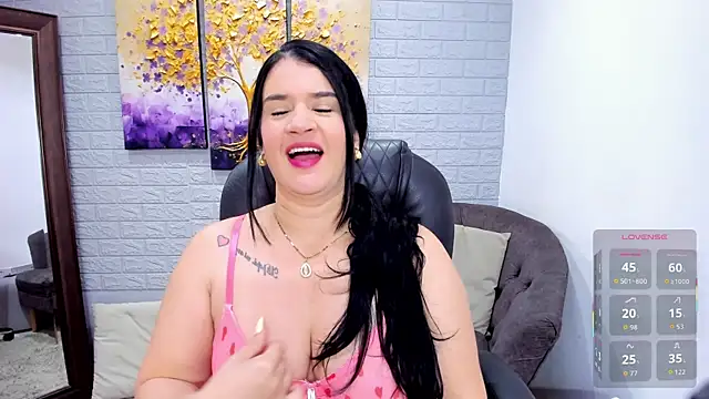 Snapshot of LenaRuiz_ chatting on April 2026 12:08:02 PM LenaRuiz online show from April 2026 12:08:02 PM