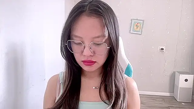 Risalynn online show from March 2025 02:08:01 AM