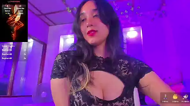 Snapshot of juliieta_love chatting on February 2025 10:55:02 PM juliieta love online show from February 2025 10:55:02 PM