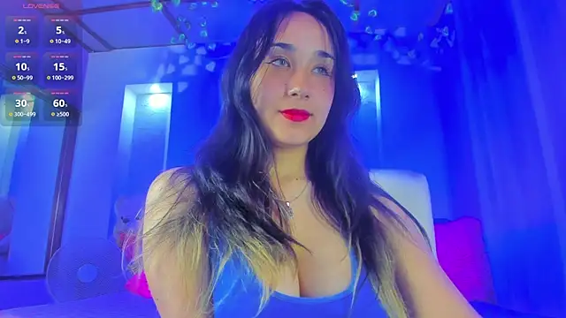 Snapshot of juliieta_love chatting on February 2025 07:52:01 PM juliieta love online show from February 2025 07:52:01 PM