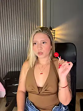 MiaPetit  online show from September 2025 12:00:02 AM