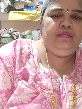 Snapshot of tamilthanushri chatting on April 2026 05:21:02 PM tamilthanushri online show from April 2026 05:21:02 PM