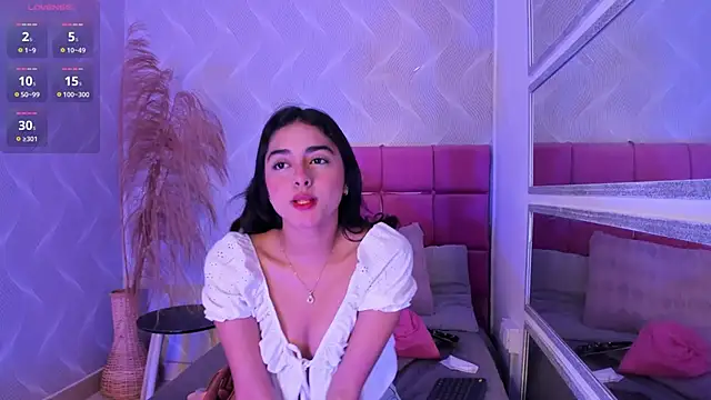 natalia aguirre1 online show from March 2025 12:46:02 PM