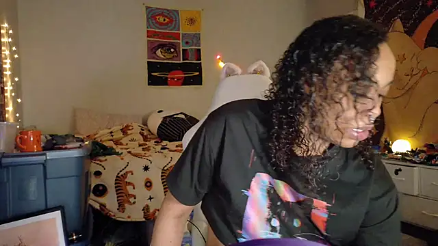 loveluna8 online show from February 2025 12:43:02 PM