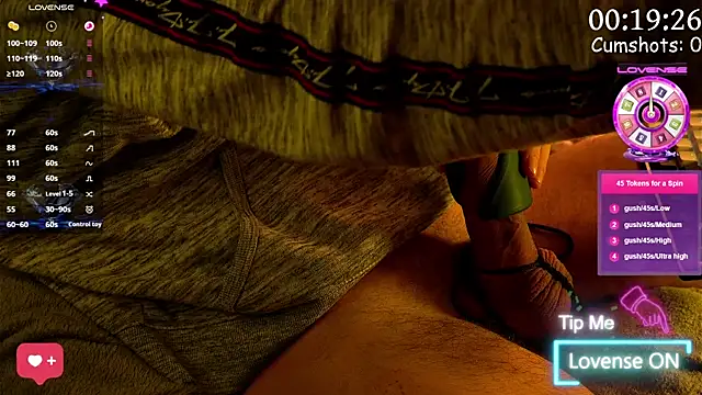 coupleofficial online show from January 2025 10:49:02 PM