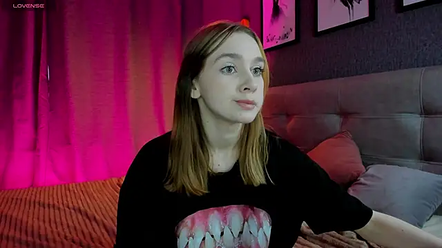 Snapshot of Lesi_Moonie01 chatting on February 2026 09:14:02 AM Lesi Moonie01 online show from February 2026 09:14:02 AM