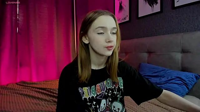 Snapshot of Lesi_Moonie01 chatting on February 2026 09:26:01 AM Lesi Moonie01 online show from February 2026 09:26:01 AM