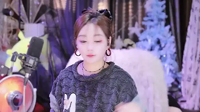 Missy Nana21 online show from January 2025 04:10:01 PM