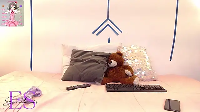 Snapshot of EsmeraldaSantoss chatting on January 2025 12:47:02 PM EsmeraldaSantoss online show from January 2025 12:47:02 PM