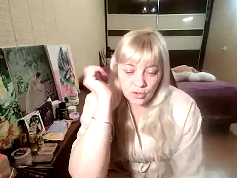 Lia Laguna77 online show from December 2025 08:06:01 PM
