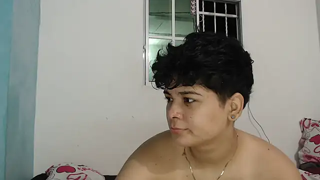 Snapshot of SHARLOTTE_MORGAN chatting on December 2024 11:34:01 PM SHARLOTTE MORGAN online show from December 2024 11:34:01 PM