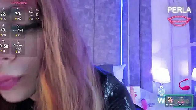 Snapshot of MaxiRogers chatting on February 2025 08:15:01 PM MaxiRogers online show from February 2025 08:15:01 PM