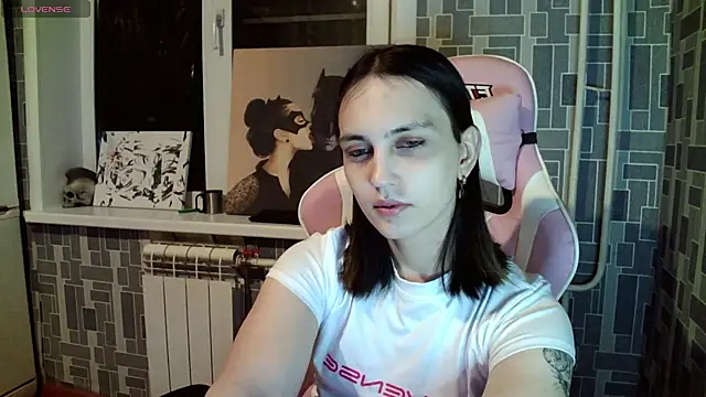 Snapshot of BlackHe4rts_ chatting on December 2024 05:19:01 PM BlackHe4rts  online show from December 2024 05:19:01 PM