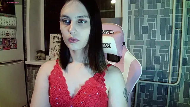 Snapshot of BlackHe4rts_ chatting on December 2024 06:44:02 PM BlackHe4rts  online show from December 2024 06:44:02 PM