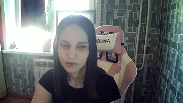 Snapshot of BlackHe4rts_ chatting on March 2025 04:57:02 AM BlackHe4rts  online show from March 2025 04:57:02 AM