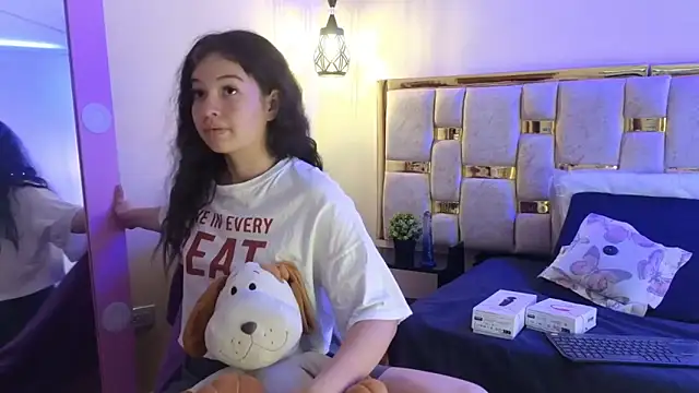 lilimini032 online show from March 2026 08:24:02 PM