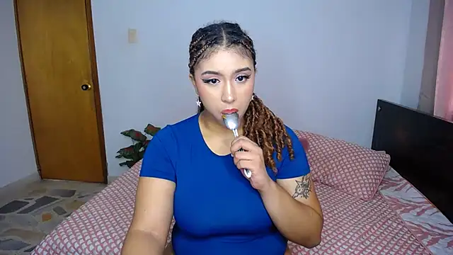 barbara falcons online show from December 2024 07:07:02 PM