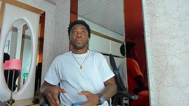 Drake Nassir4 online show from March 2025 02:12:01 PM