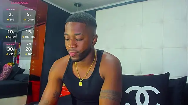 Drake Nassir4 online show from March 2025 05:49:02 PM