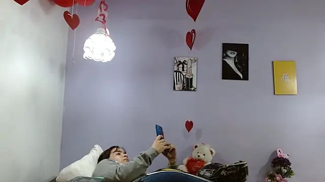 Snapshot of Kimandyuk chatting on February 2025 07:03:01 PM Kimandyuk online show from February 2025 07:03:01 PM