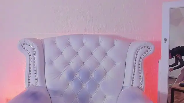 GabyPetit online show from February 2026 08:05:01 PM