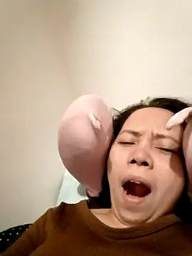 doggiepossession online show from March 2025 03:45:02 PM