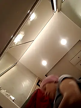 doggiepossession online show from March 2025 02:26:02 PM