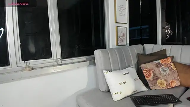 Snapshot of Megan_Lim chatting on March 2025 10:29:02 AM Megan Lim online show from March 2025 10:29:02 AM