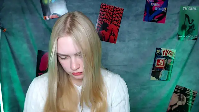 MademoiselleCl online show from November 2025 01:22:02 PM