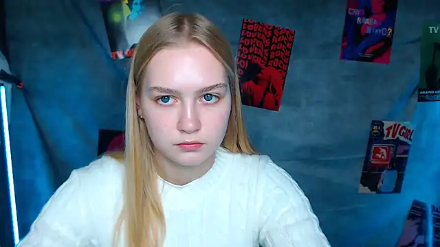 MademoiselleCl online show from November 2025 01:11:01 PM