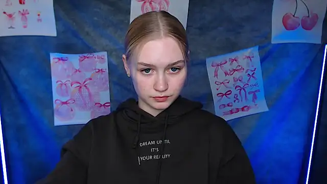 MademoiselleCl online show from February 2026 01:29:02 PM