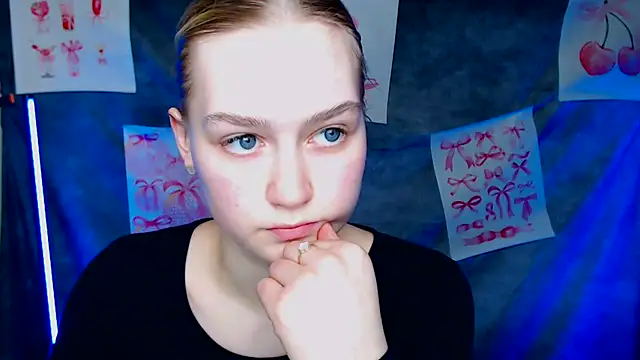 MademoiselleCl online show from February 2026 01:32:02 PM