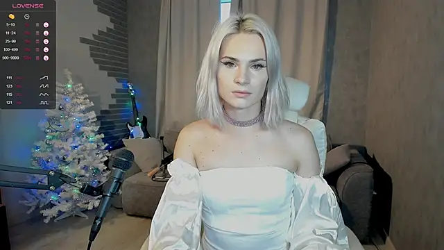 Snapshot of Milena_marshmalows chatting on December 2024 09:51:01 AM Milena marshmalows online show from December 2024 09:51:01 AM