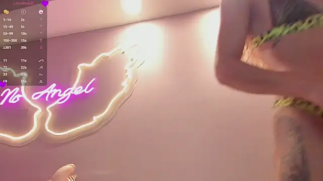 Ninna monroe  online show from February 2025 10:51:01 AM