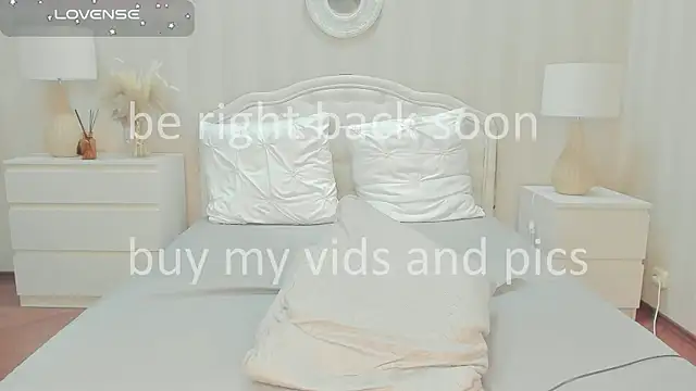 Nicky Stone online show from April 2026 06:10:01 PM