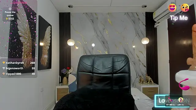 Snapshot of estephany_doll chatting on January 2025 05:18:01 PM estephany doll online show from January 2025 05:18:01 PM