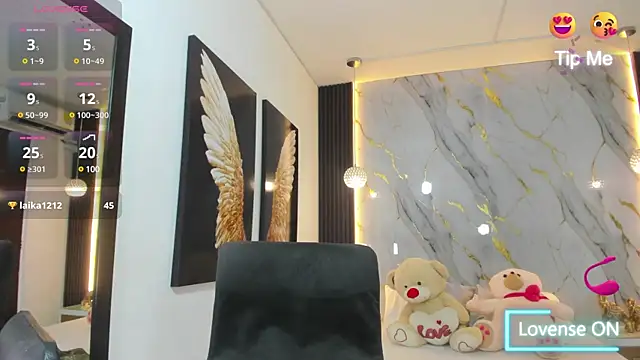 Snapshot of estephany_doll chatting on March 2025 05:49:02 PM estephany doll online show from March 2025 05:49:02 PM