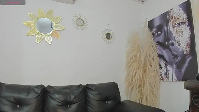 Snapshot of estephany_doll chatting on September 2025 09:38:02 PM estephany doll online show from September 2025 09:38:02 PM