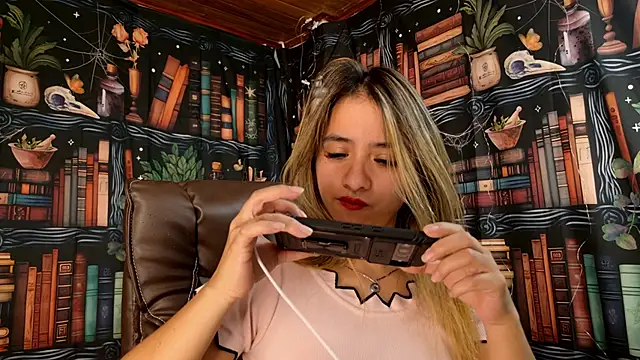 julietta   jackson online show from January 2025 08:28:01 PM