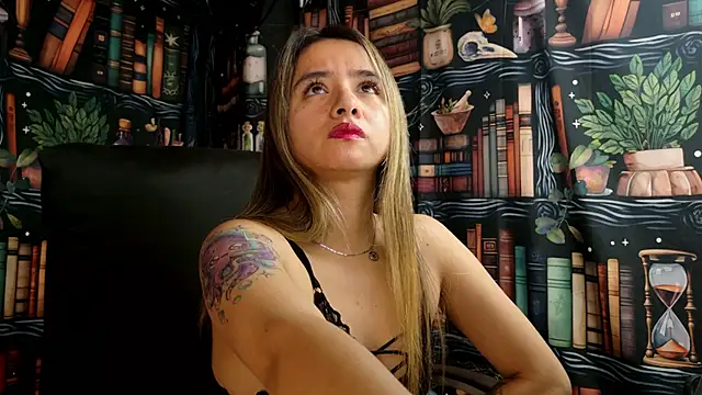 julietta   jackson online show from February 2025 08:03:01 PM