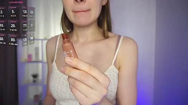 Snapshot of Azure_eyes chatting on February 2026 05:33:02 AM Azure eyes online show from February 2026 05:33:02 AM