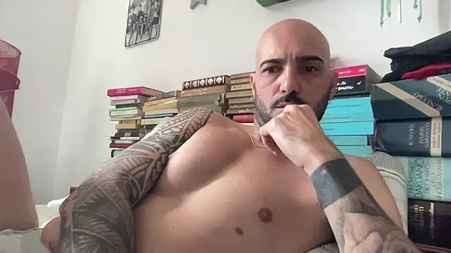 alessandromori91 online show from June 2026 07:36:01 AM