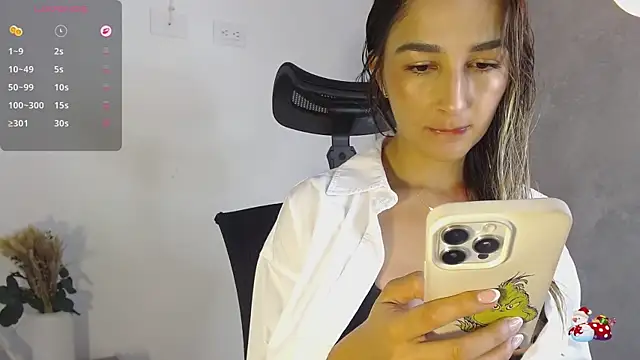 pauliCarter online show from January 2026 04:00:01 PM