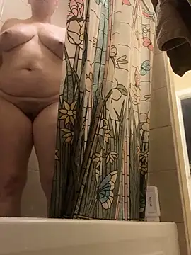 Snapshot of Big-Tits-McGee chatting on January 2025 04:23:02 PM Big-Tits-McGee online show from January 2025 04:23:02 PM