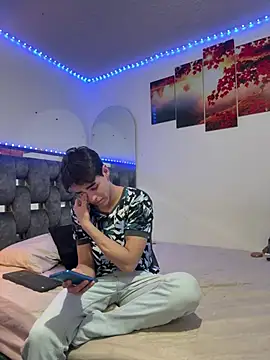 Alex and Fabian online show from February 2026 03:03:02 AM