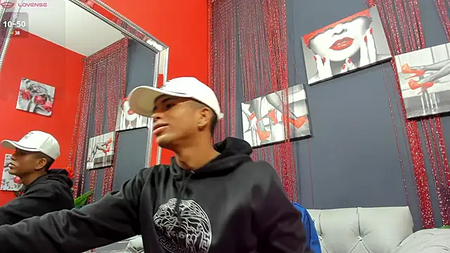 Snapshot of Hotkoljeixxx chatting on March 2025 04:05:02 AM Hotkoljeixxx online show from March 2025 04:05:02 AM