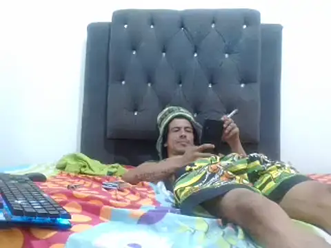 damian bottom bigcock online show from February 2025 02:17:01 AM