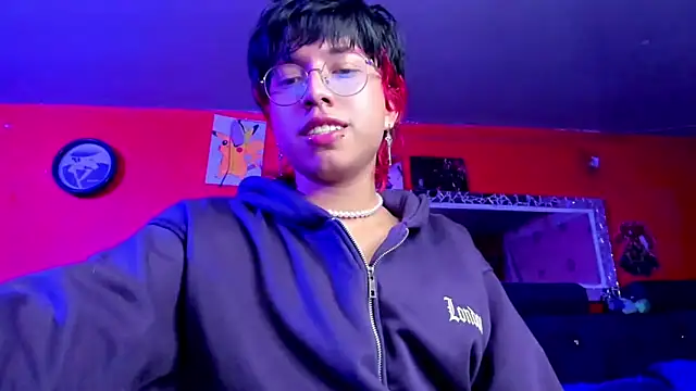 AnggelONfiree online show from February 2025 12:16:02 PM