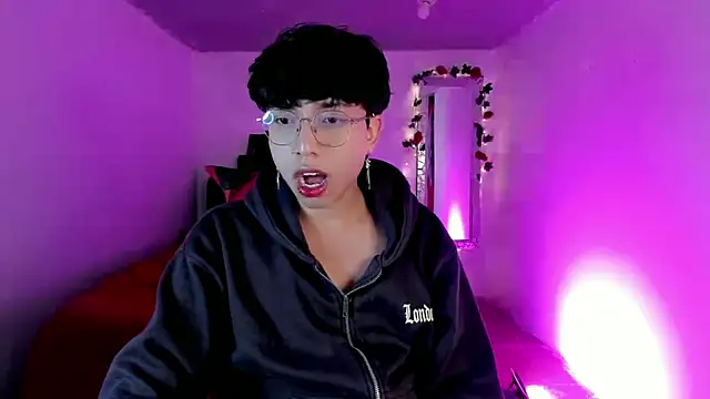 AnggelONfiree online show from December 2025 03:25:01 AM